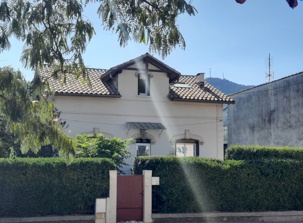 3 Bed, 2 Bath, HouseFor Sale, Herepian, Herault, Languedoc-Roussillon, 34600