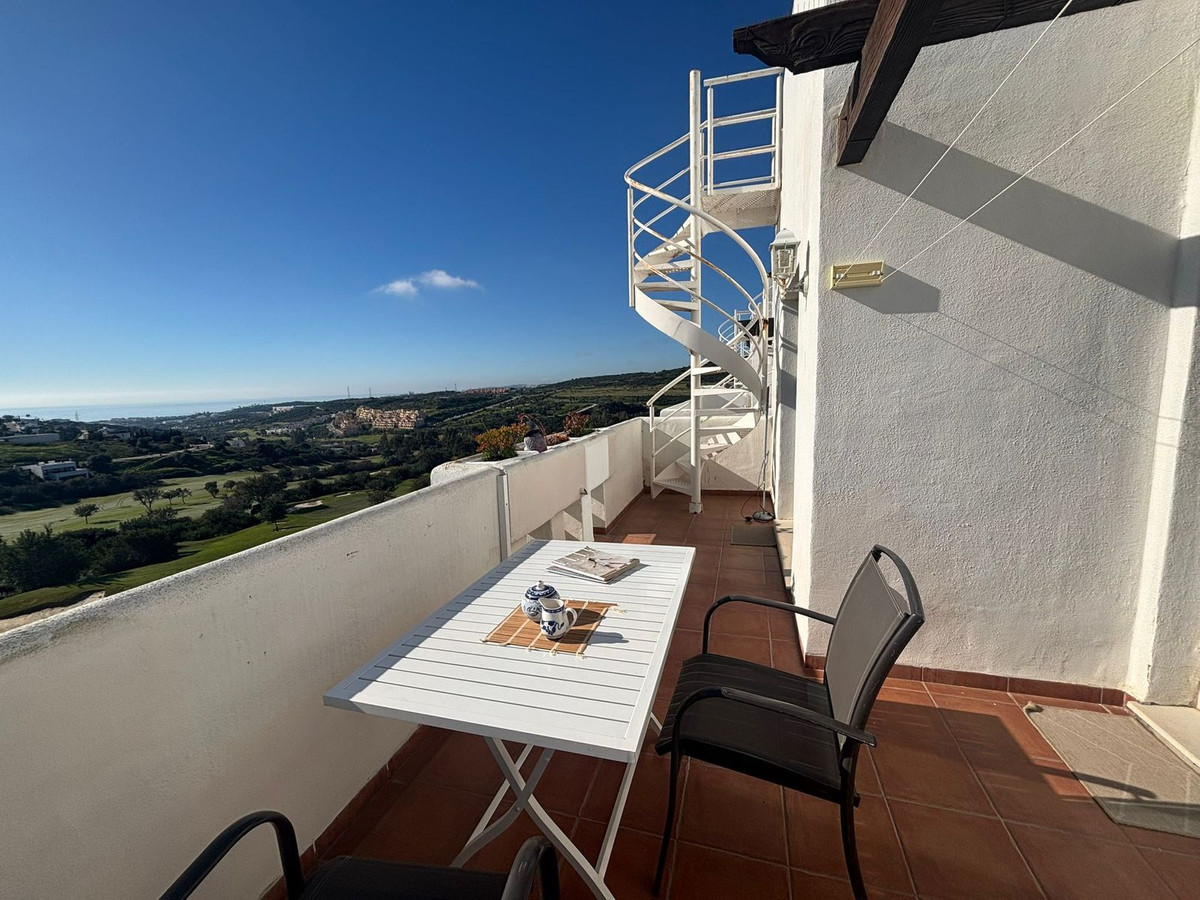 2 Bed, 2 Bath, ApartmentFor Sale, Estepona, Malaga