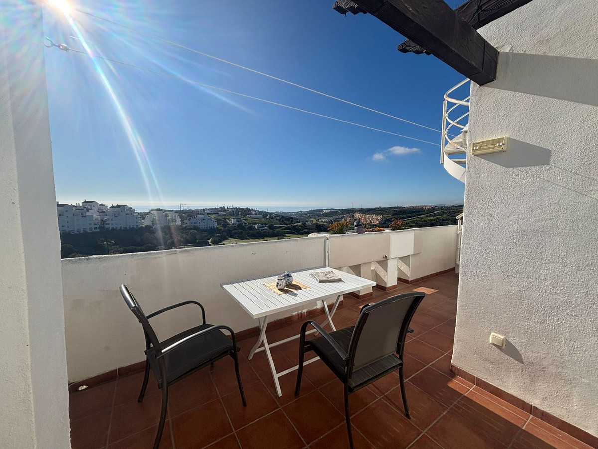 2 Bed, 2 Bath, ApartmentFor Sale, Estepona, Malaga