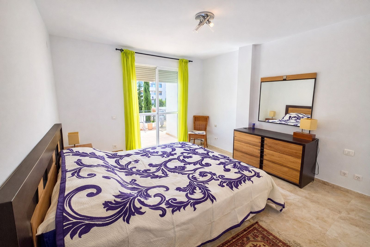 3 Bed, 3 Bath, ApartmentFor Sale, La Duquesa, Malaga