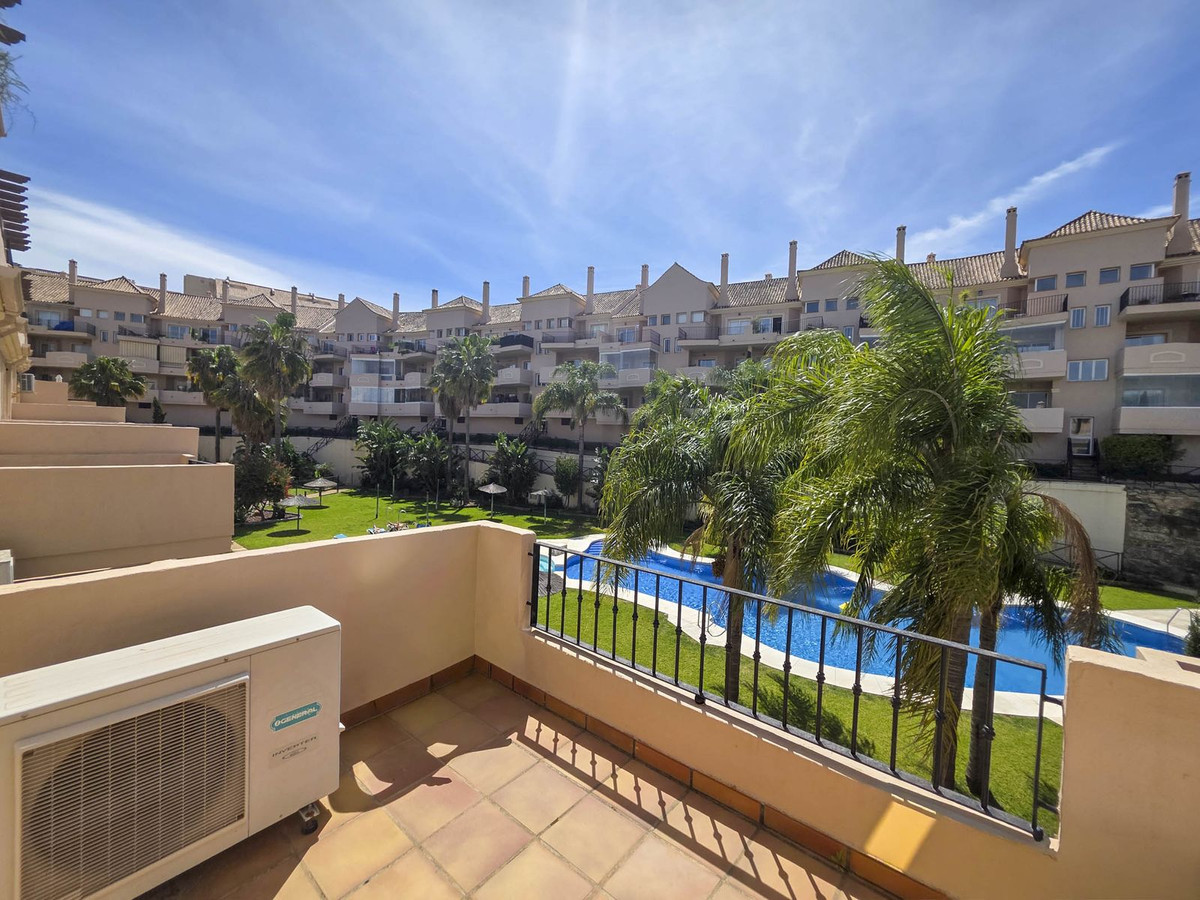 3 Bed, 3 Bath, ApartmentFor Sale, La Duquesa, Malaga