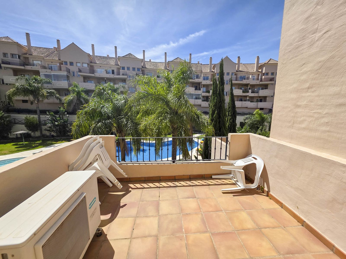 3 Bed, 3 Bath, ApartmentFor Sale, La Duquesa, Malaga