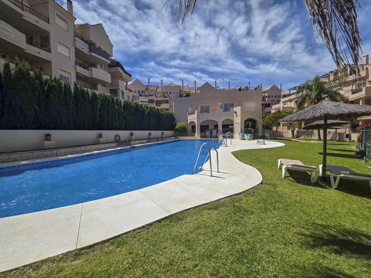 3 Bed, 3 Bath, ApartmentFor Sale, La Duquesa, Malaga