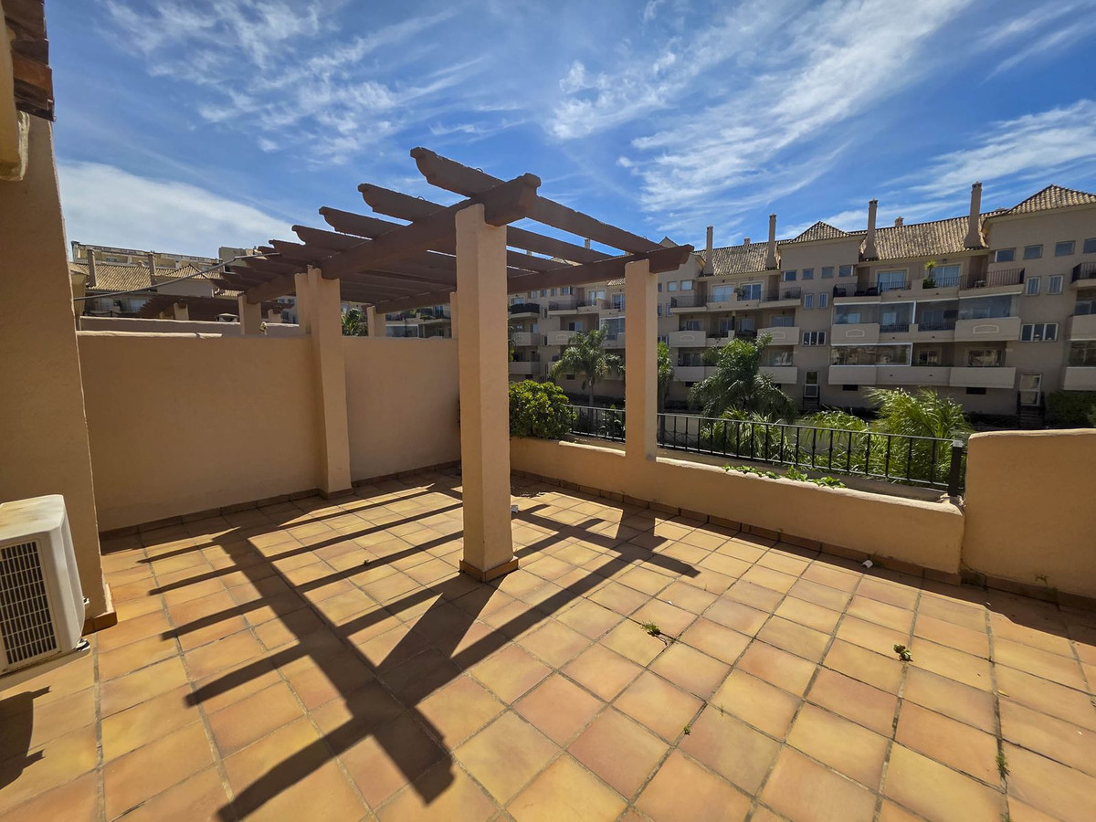 3 Bed, 3 Bath, ApartmentFor Sale, La Duquesa, Malaga
