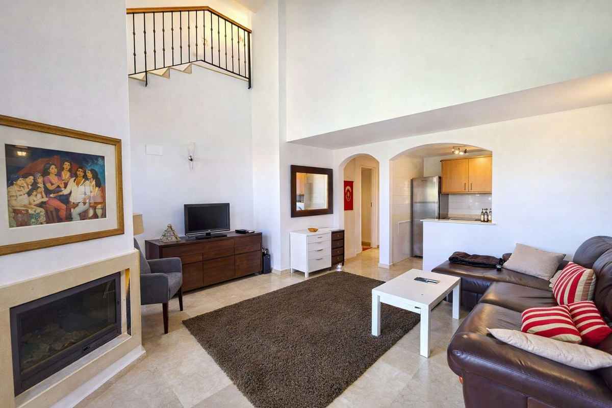 3 Bed, 3 Bath, ApartmentFor Sale, La Duquesa, Malaga