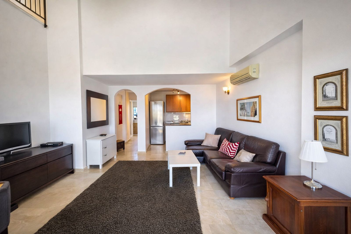3 Bed, 3 Bath, ApartmentFor Sale, La Duquesa, Malaga