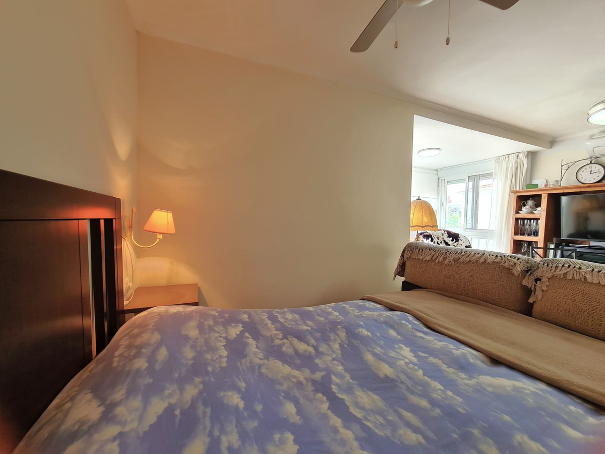 1 Bed, 1 Bath, ApartmentFor Sale, Estepona, Malaga