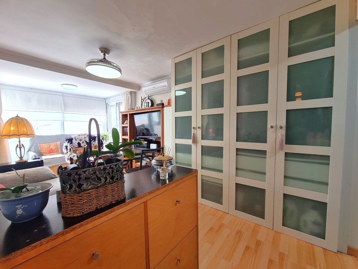 1 Bed, 1 Bath, ApartmentFor Sale, Estepona, Malaga