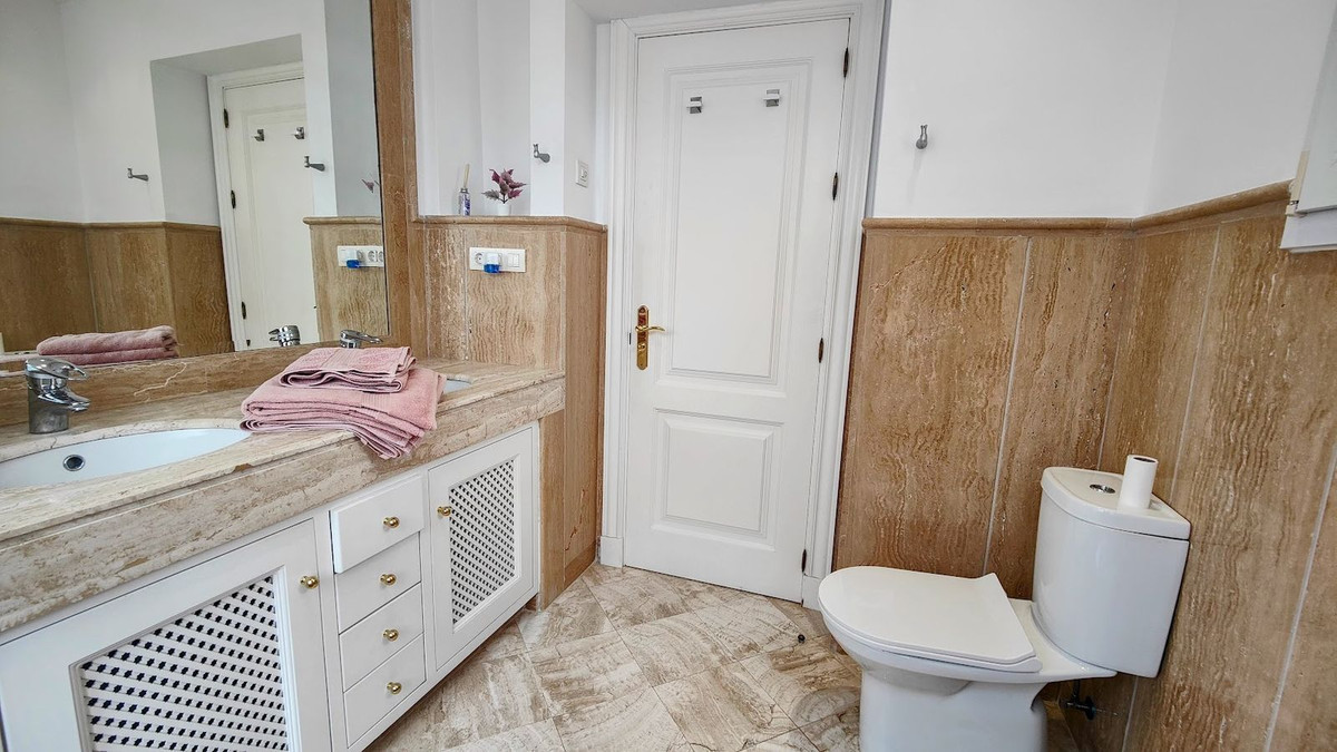 3 Bed, 3 Bath, ApartmentFor Sale, Casares Playa, Malaga