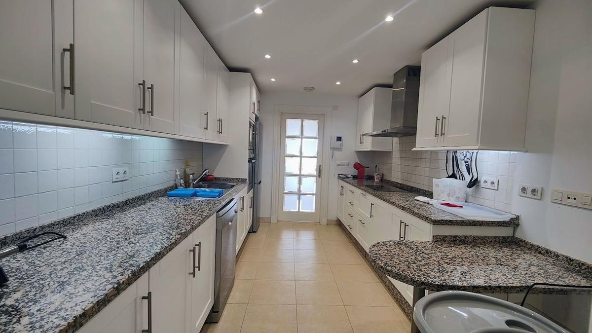 3 Bed, 3 Bath, ApartmentFor Sale, Casares Playa, Malaga