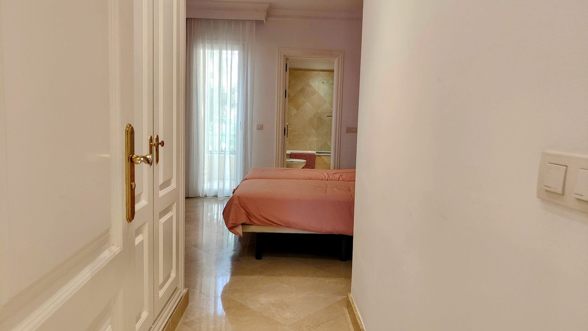 3 Bed, 3 Bath, ApartmentFor Sale, Casares Playa, Malaga