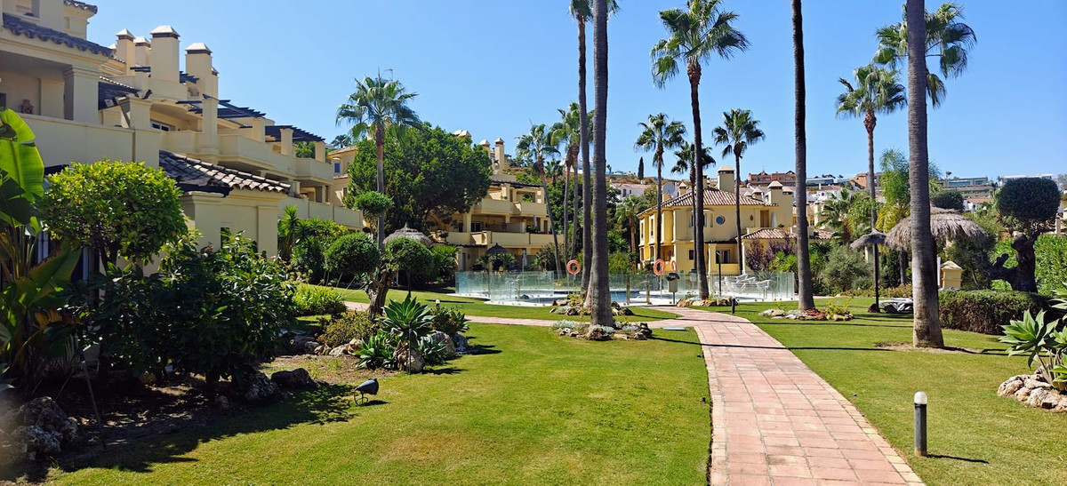 3 Bed, 3 Bath, ApartmentFor Sale, Casares Playa, Malaga
