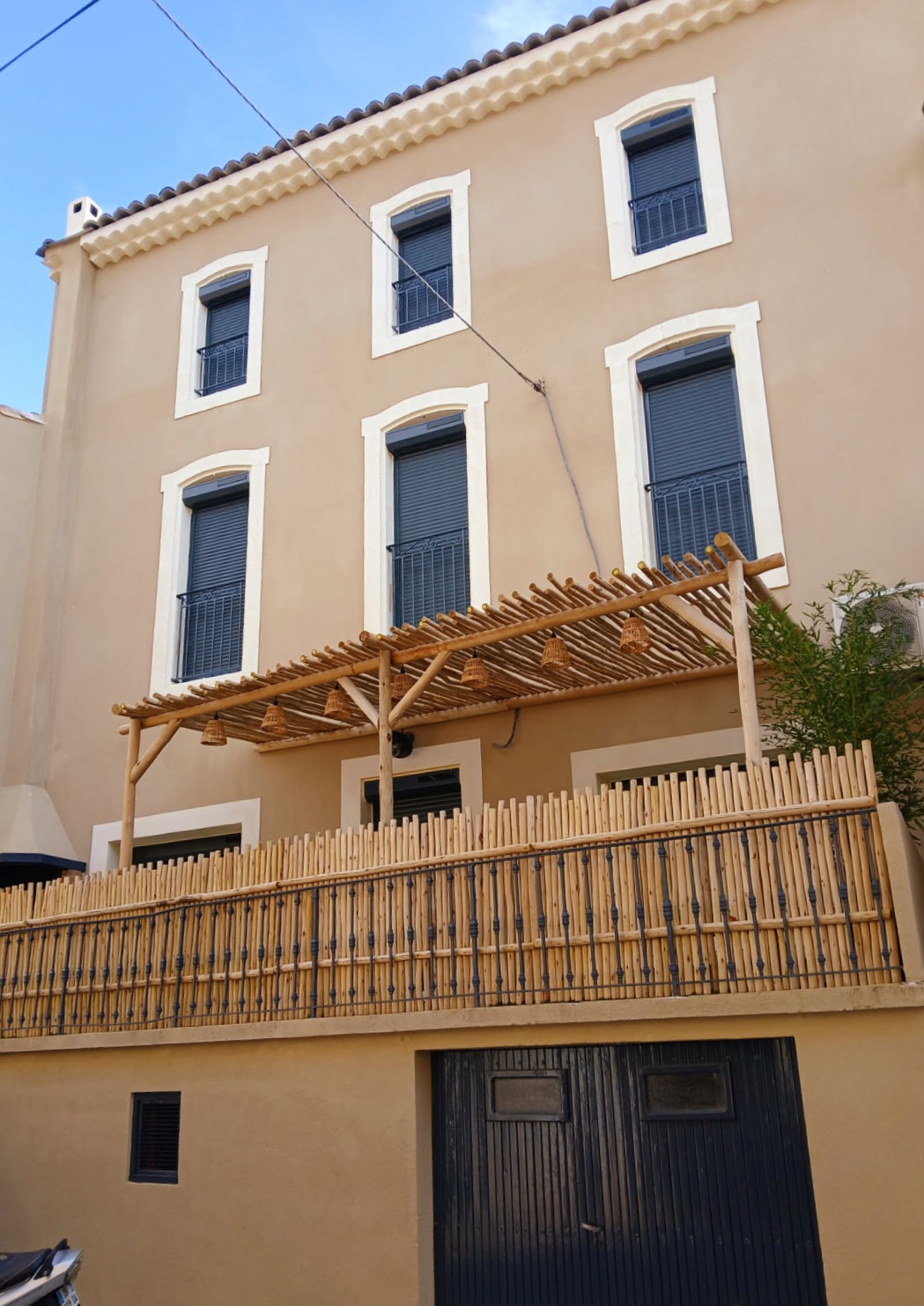 4 Bed, 3 Bath, HouseFor Sale, Magalas, Herault, Languedoc-Roussillon, 34480