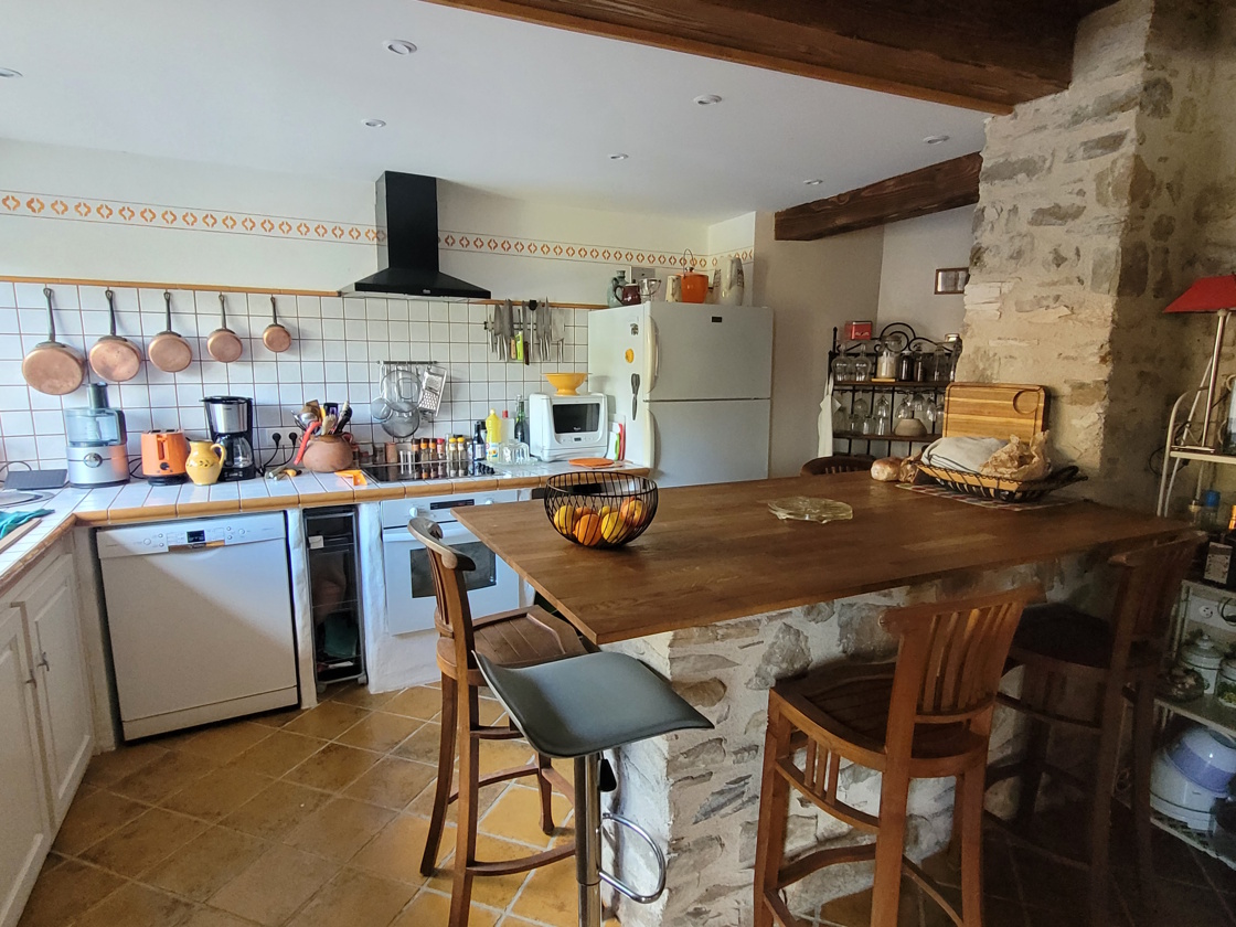 5 Bed, 2 Bath, HouseFor Sale, Olargues, Herault, Languedoc-Roussillon, 34390