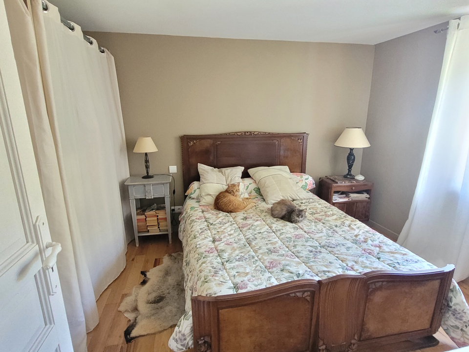 5 Bed, 2 Bath, HouseFor Sale, Olargues, Herault, Languedoc-Roussillon, 34390