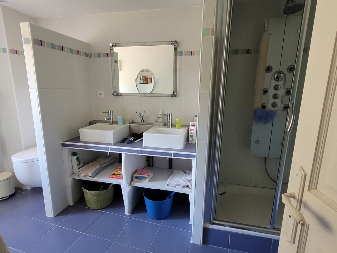 5 Bed, 2 Bath, HouseFor Sale, Olargues, Herault, Languedoc-Roussillon, 34390