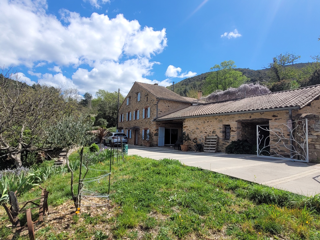 5 Bed, 2 Bath, HouseFor Sale, Olargues, Herault, Languedoc-Roussillon, 34390