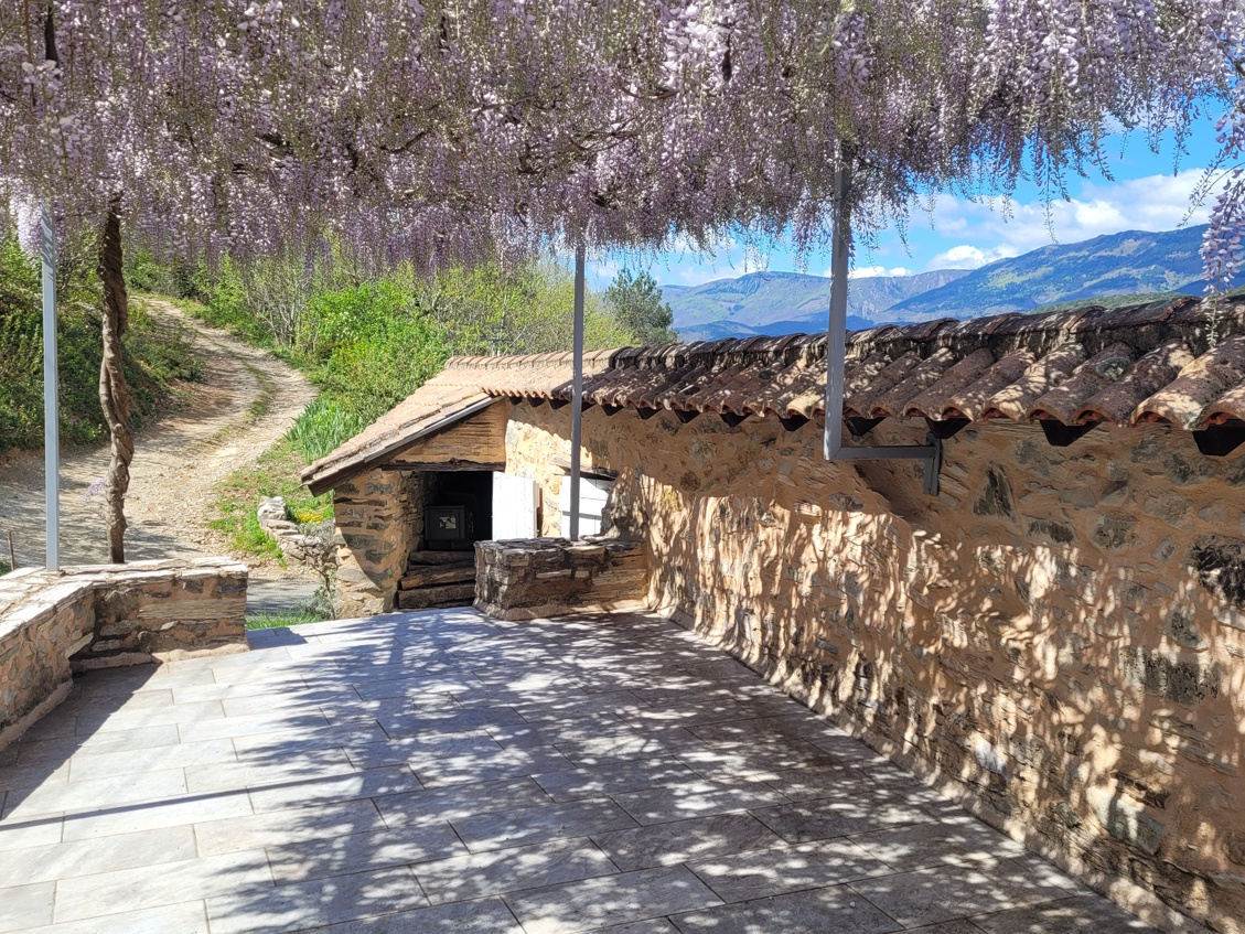 5 Bed, 2 Bath, HouseFor Sale, Olargues, Herault, Languedoc-Roussillon, 34390