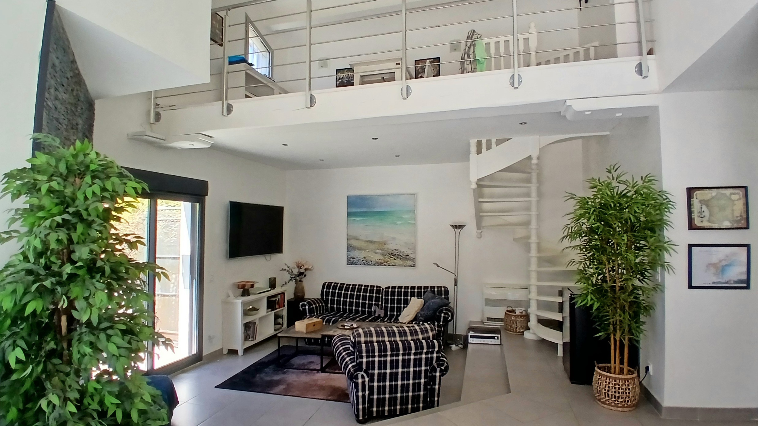 5 Bed, 3 Bath, HouseFor Sale, Beziers, Herault, Languedoc-Roussillon, 34500