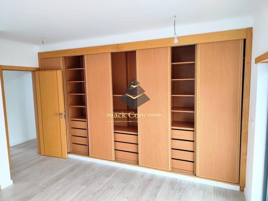 5 Bed, 4 Bath, HouseFor Sale, Almada, Setubal, 2810-302