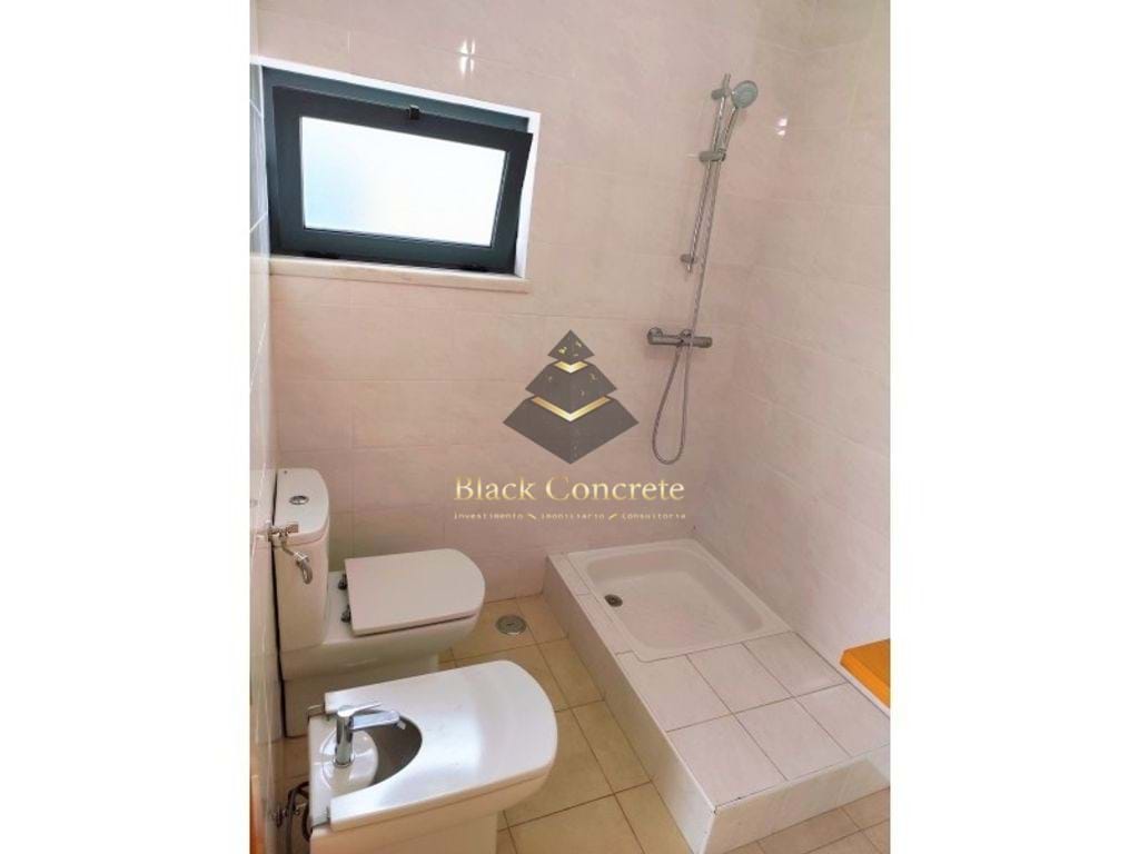 5 Bed, 4 Bath, HouseFor Sale, Almada, Setubal, 2810-302