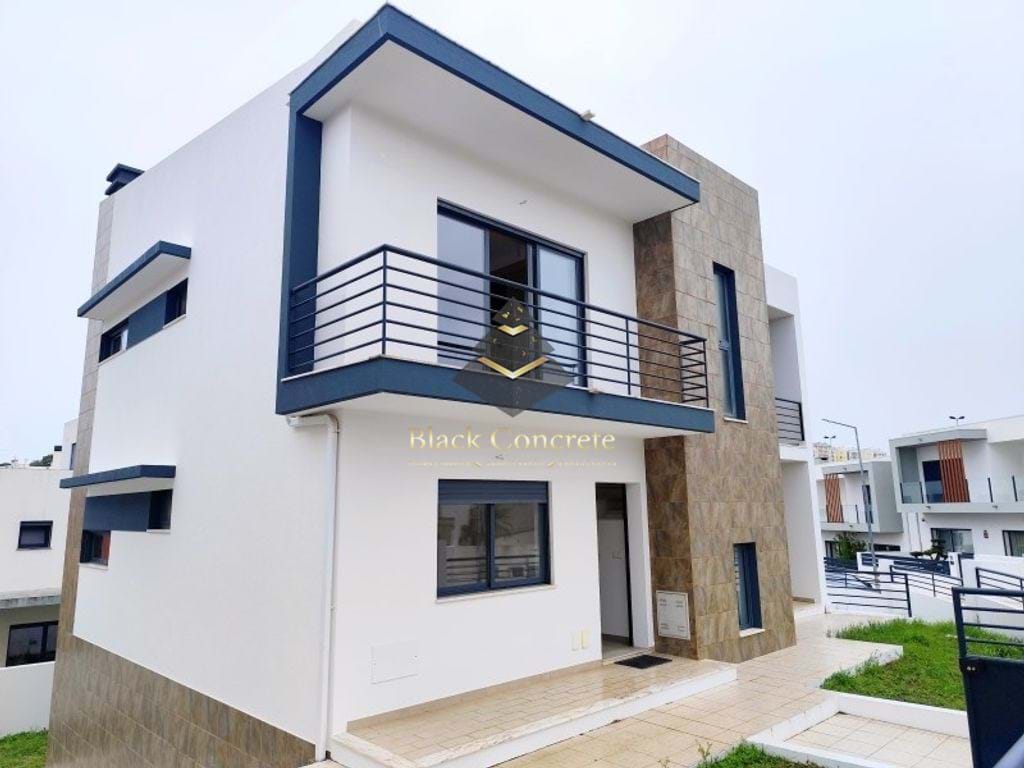 5 Bed, 4 Bath, HouseFor Sale, Almada, Setubal, 2810-302