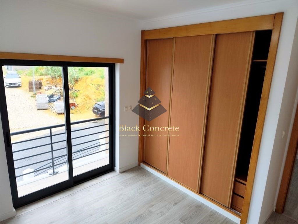 5 Bed, 4 Bath, HouseFor Sale, Almada, Setubal, 2810-302