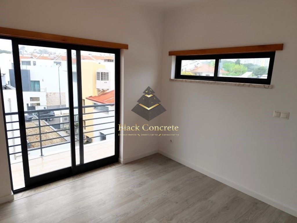 5 Bed, 4 Bath, HouseFor Sale, Almada, Setubal, 2810-302