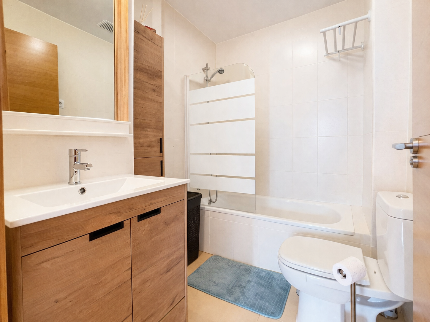 2 Bed, 1 Bath, ApartmentFor Sale, Las Terrazas De La Torre, Murcia