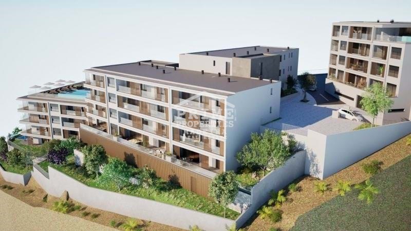 3 Bed, 2 Bath, ApartmentFor Sale, Camara De Lobos, Ilha da Madeira, 9325-058